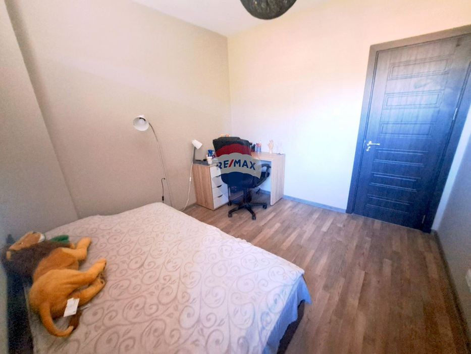 Продава се Тристаен апартамент в Варна, Аспарухово - 93 кв.м за 1914 €/кв.м - Снимка #9