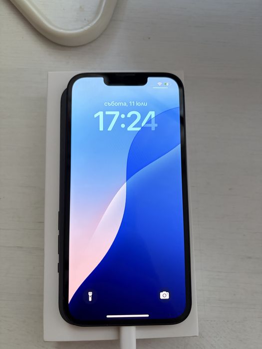 iPhone 13 128GB - отлично състояние