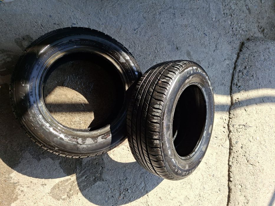 Продам две резины
