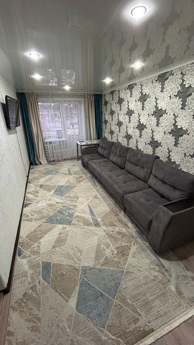 Продам трёхкомнатную квартиру