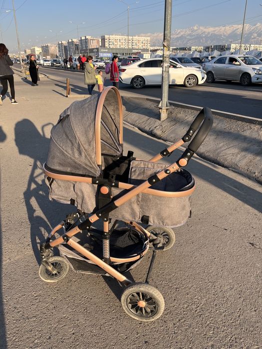 Коляска за 7000 тг