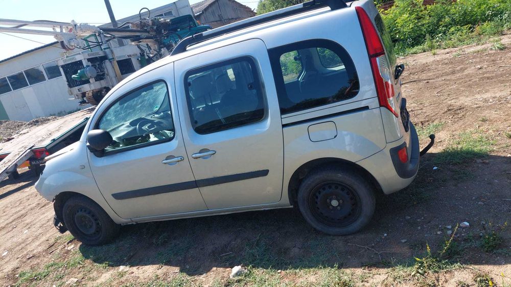 Usi laterale stanga/dreapta Renault Kangoo