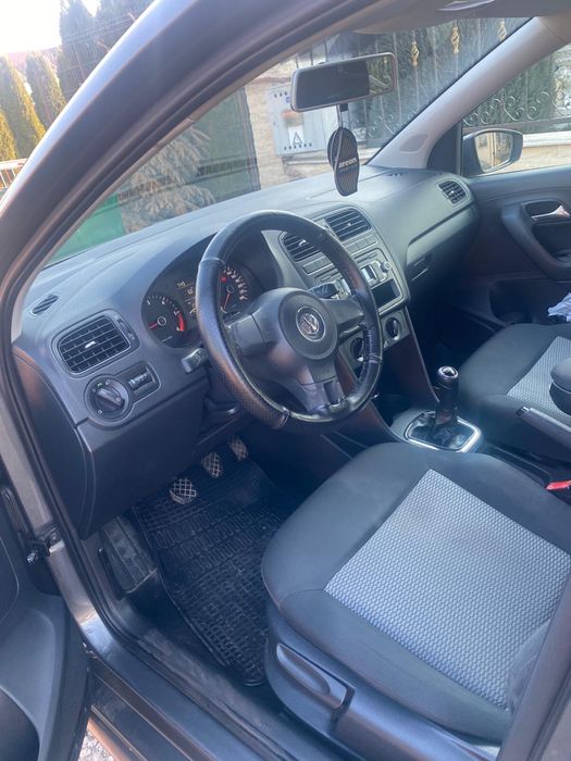 VOLKSWAGEN Polo 2011 — imagine 14