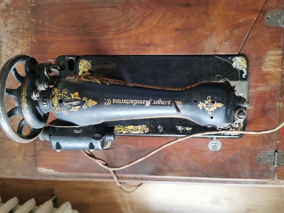 Mașina de cusut Singer Manufacturing