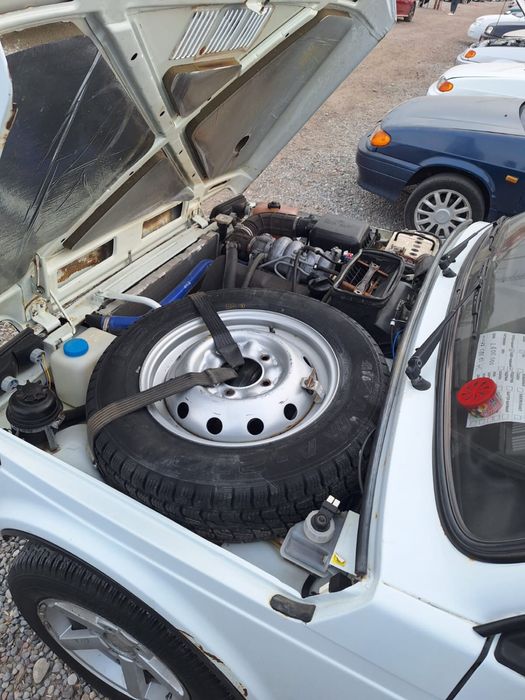 Продается Нива срочно в Шымкенте