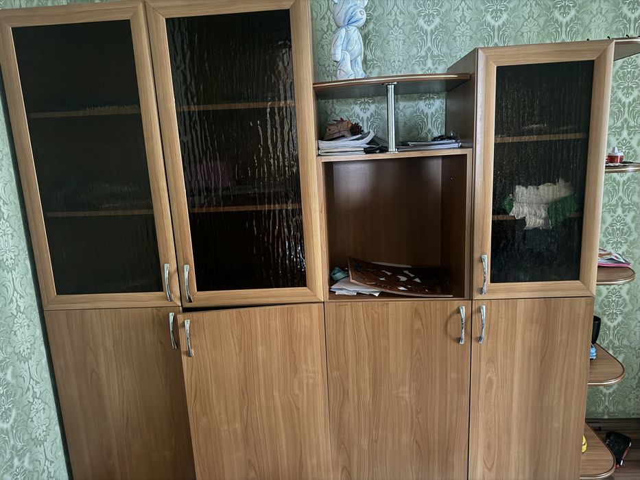 Продам  шкаф не дорого