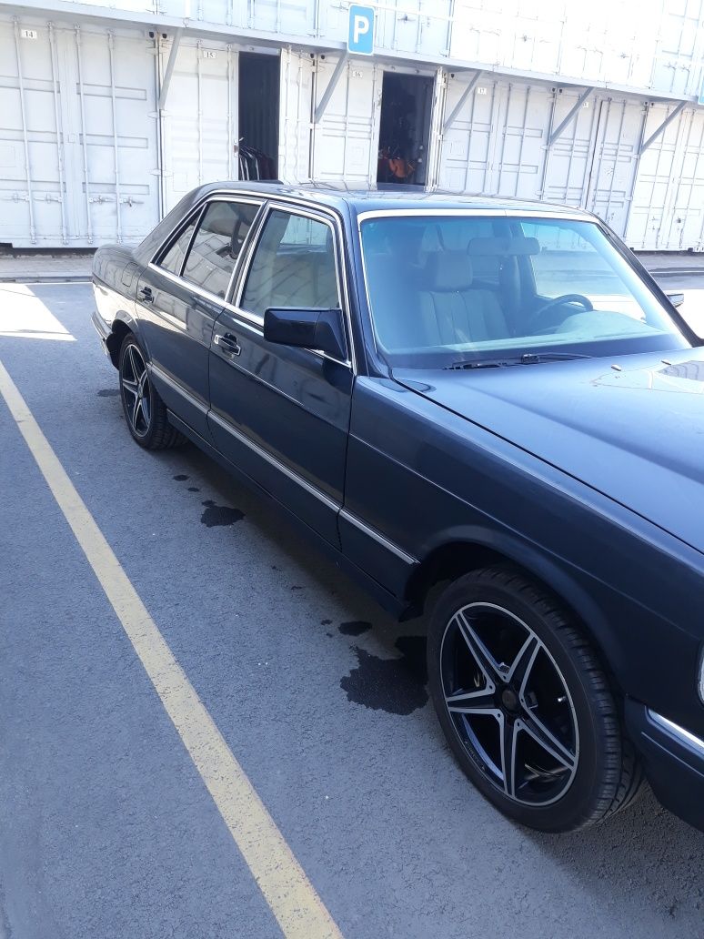 Mercedes Benz W126