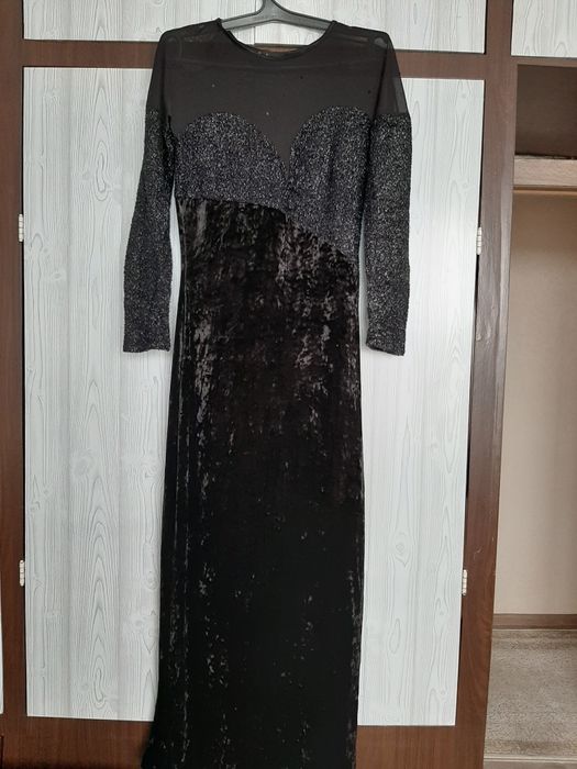 Продам платья . Турция