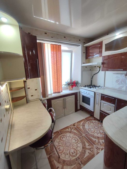 продам 3 комнатную квартиру