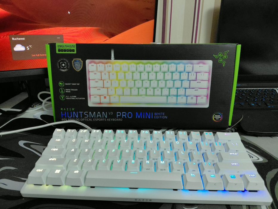 Tastatura razer huntsman v3 pro mini alb