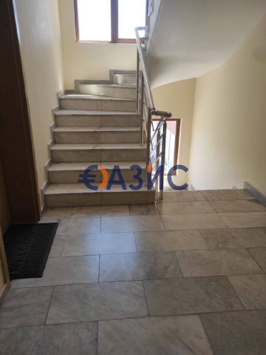 Продава се Тристаен апартамент в Черноморец - 113 кв.м за 947 €/кв.м - Снимка #10