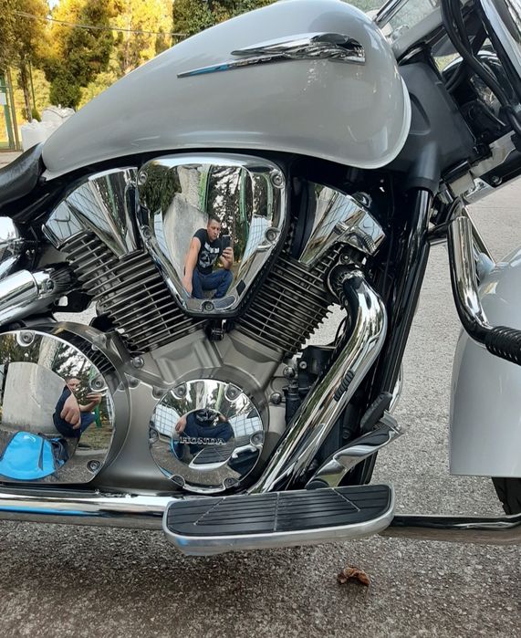 Vand Honda vtx 1300 r 2008