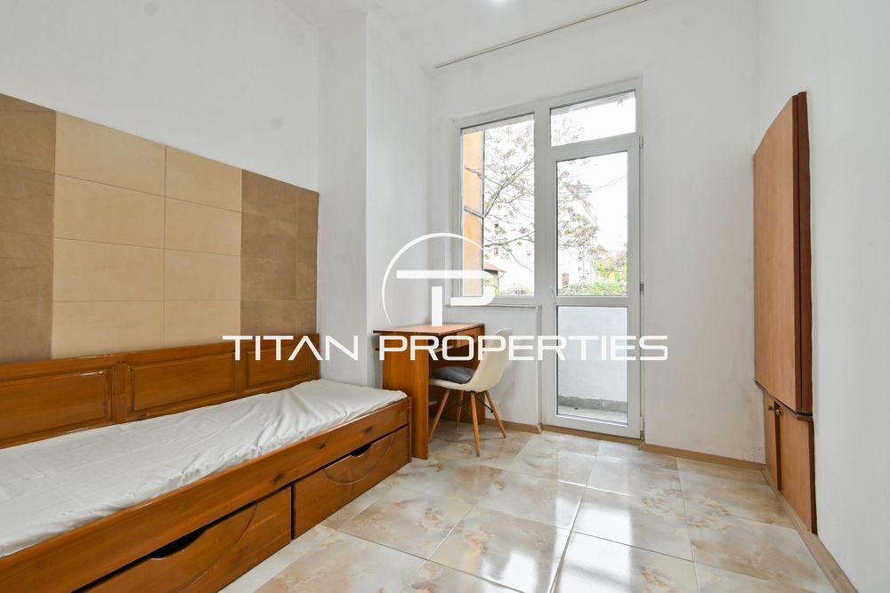 Тристаен, под наем, Център-ЦУМ