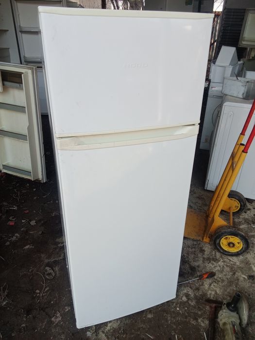 Холодильники двухкамерные  в Алматы