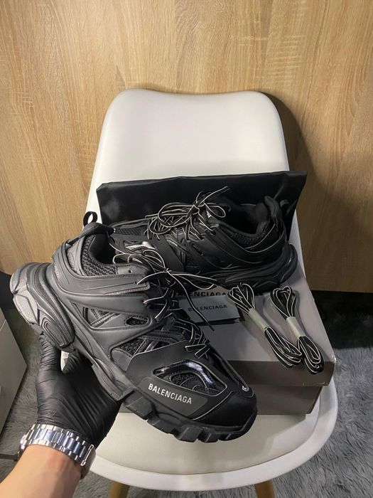 Balenciaga Track