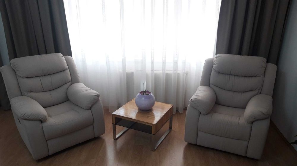 Set Canapea 3 locuri Recliner + 2 Fotolii Recliner | Crem | Stare Impecabila