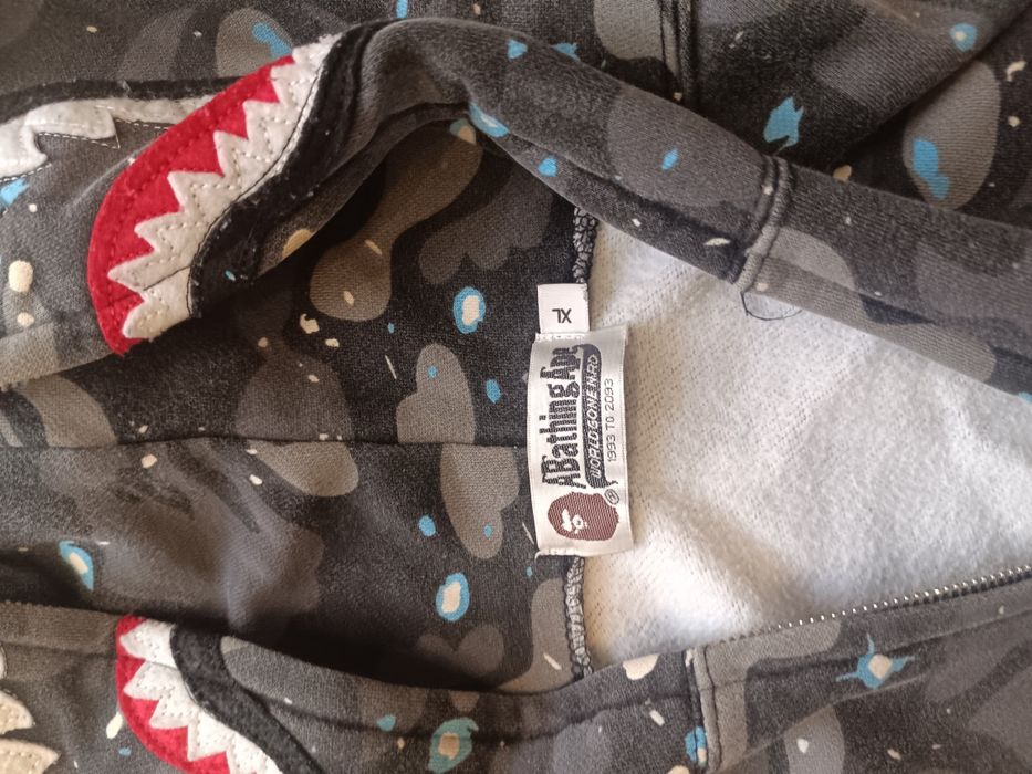 продам кофту bape