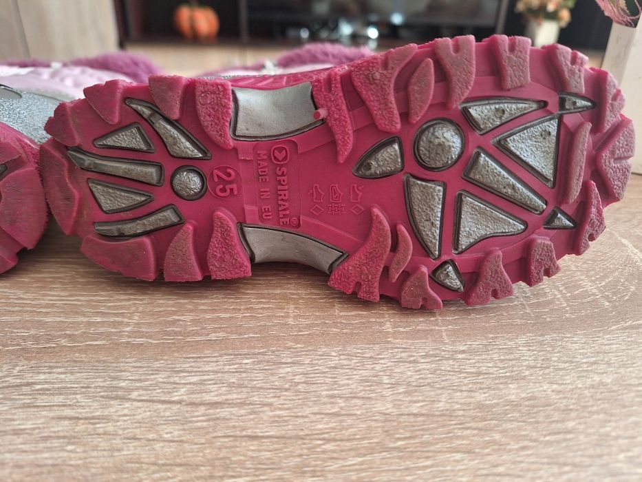 Детски ботуши - 25 номер