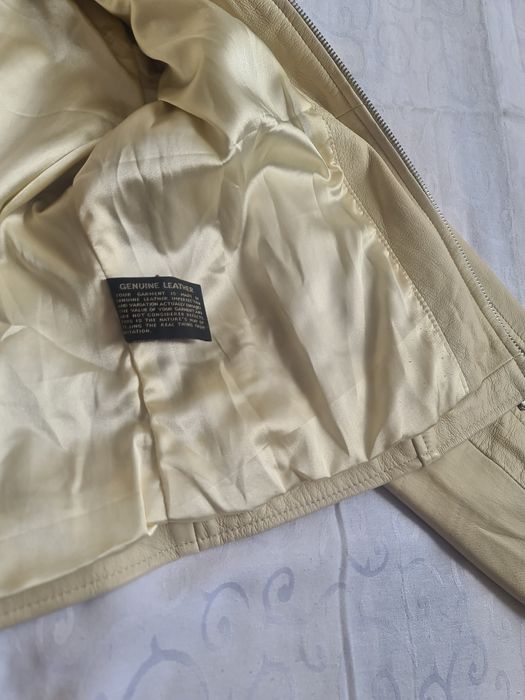 Кожаная женская куртка