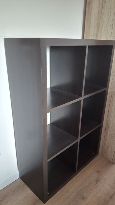 Vând set mobilier Mobexpert, culoare wenge, format din 3 piese, în stare foarte bună