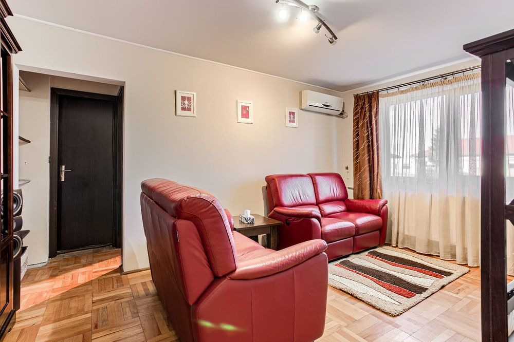 Închiriez apartament 2 camere pe Calea Romanilor, Boul Rosu