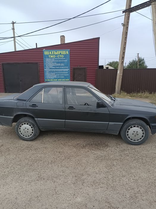 Продам w201 190E
