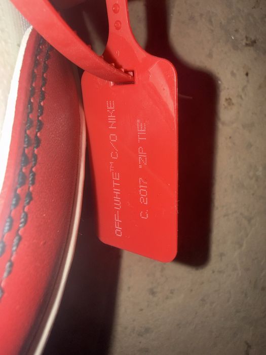 Air Jordan 1 x OFF-WHITE Chicago