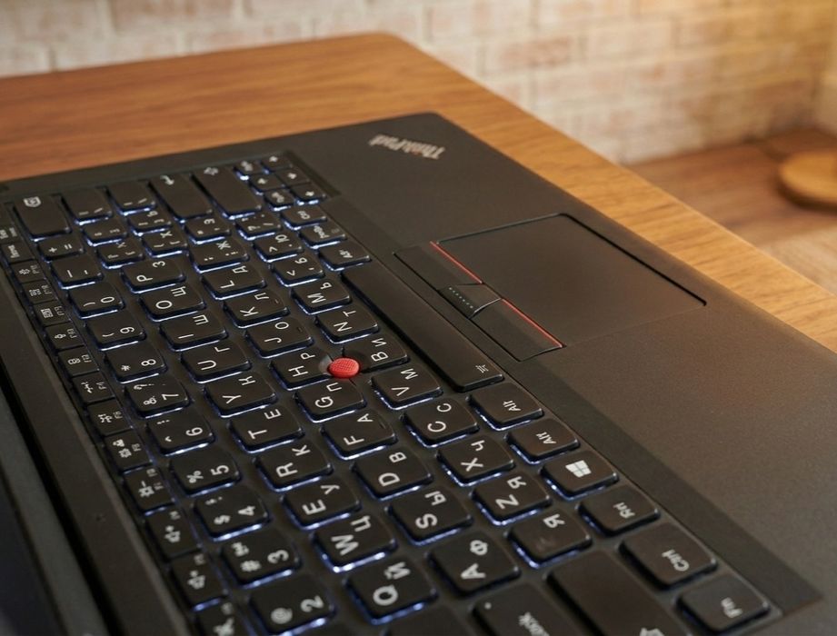 ThinkPad X 12" ips | core i5 | 8GB RAM | 256Gb ssd | LTE