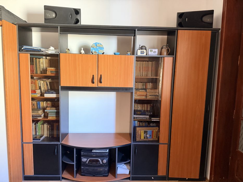 Bibliotecă sufragerie / Mobilă living cu spațiu TV și depozitare - Medgidia