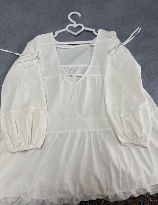 Новое белое платье