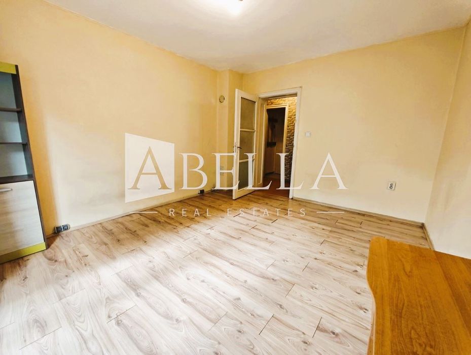 Дава се под наем Едностаен апартамент в София, Захарна фабрика - 40 кв.м за 306 € - Снимка #1