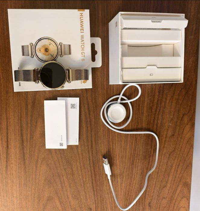 Смарт часовник HUAWEI