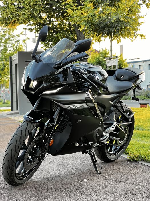 Yamaha yzf125r akrapovic