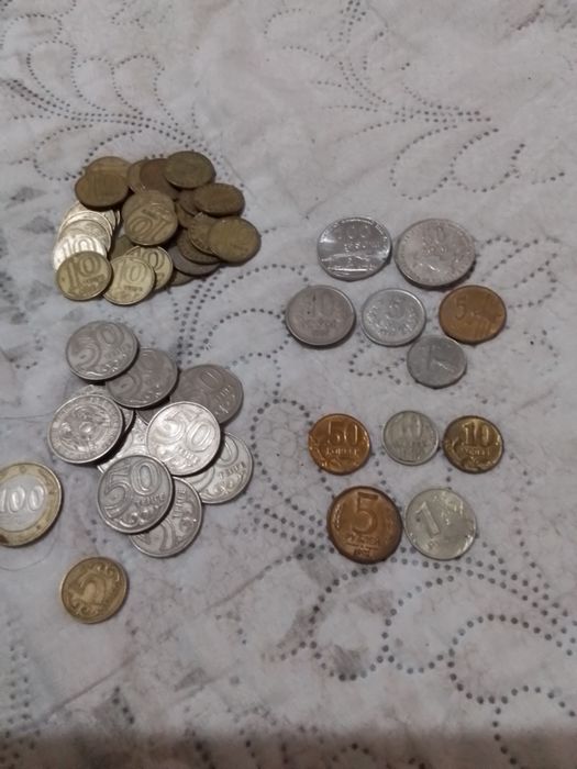 Старые узбекский суммы,тенге,рубли.