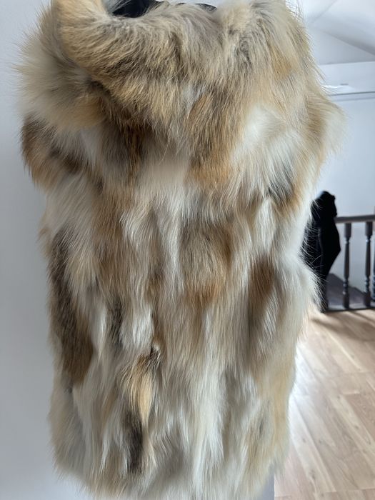 Vesta blana naturala vulpe