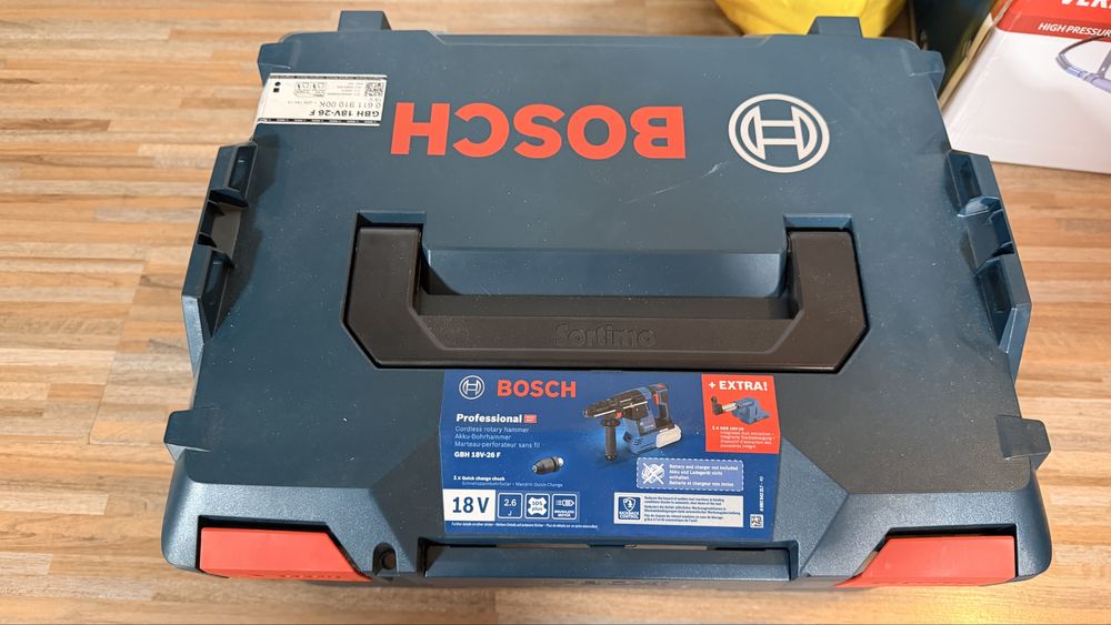 Чисто нов акум. перфоратор BOSCH GBH 18V-26 F + GDE 18V-16