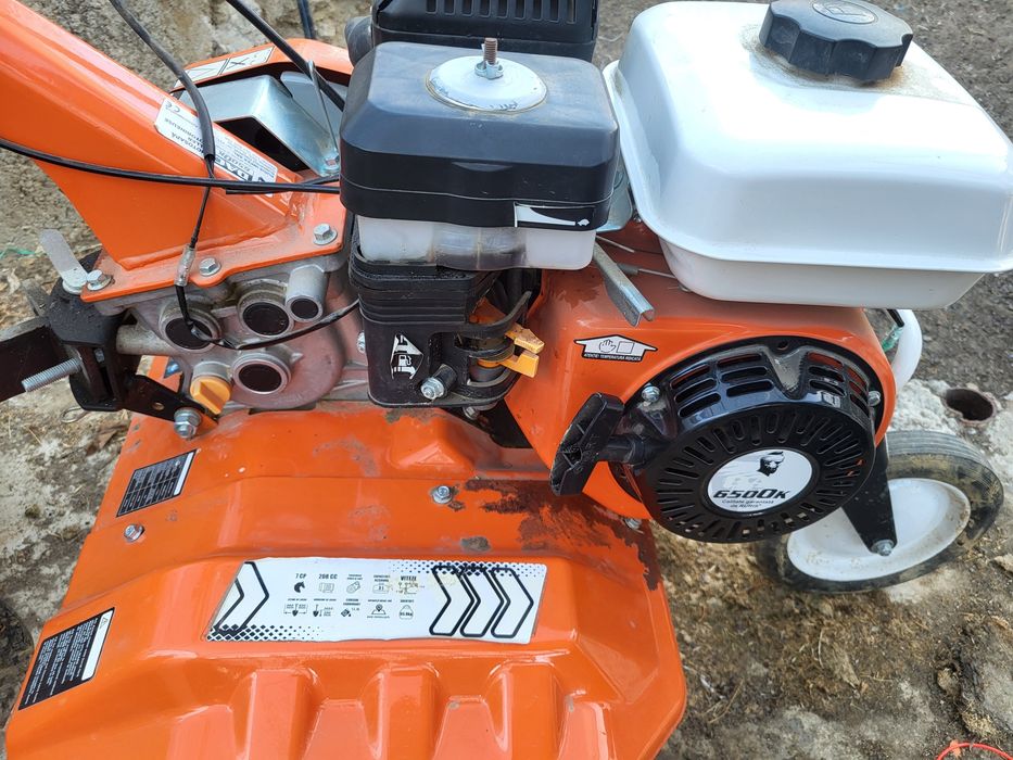 Motosapa ruris cu roti si sape