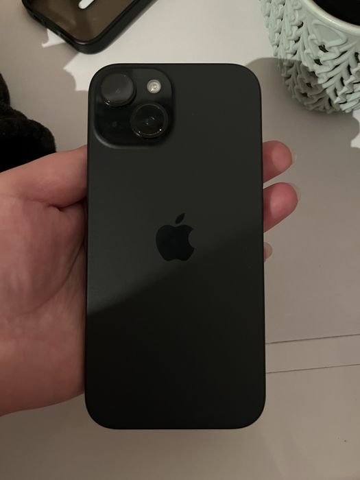 Продам телефон iphone 15