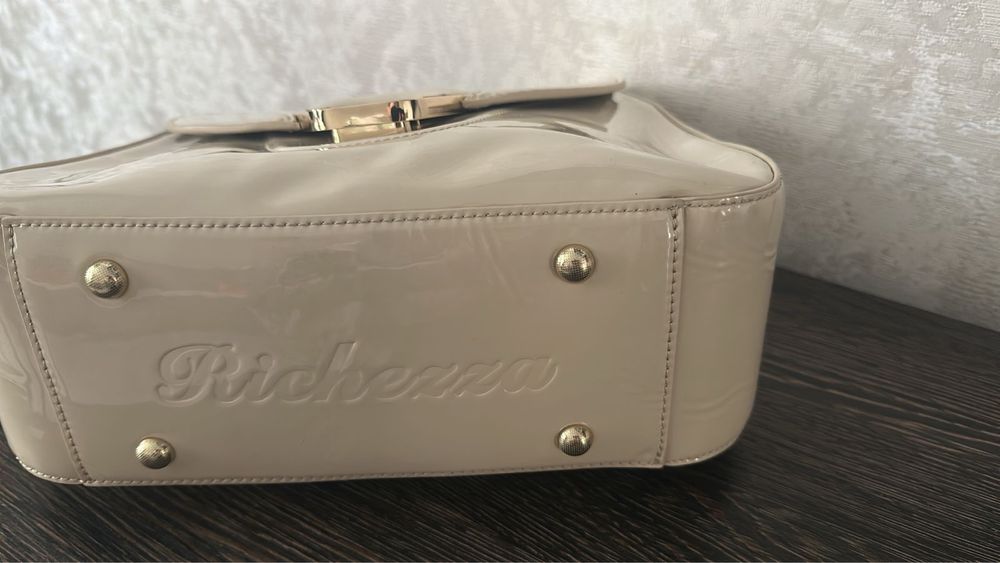 Продам новую сумку