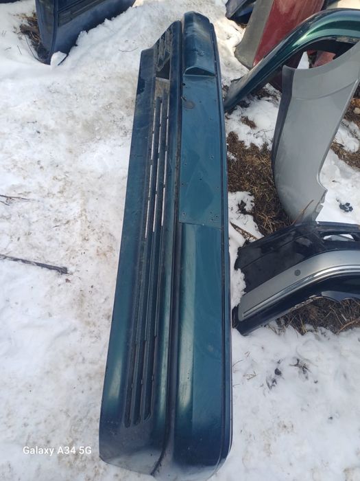 Бампер передний w124