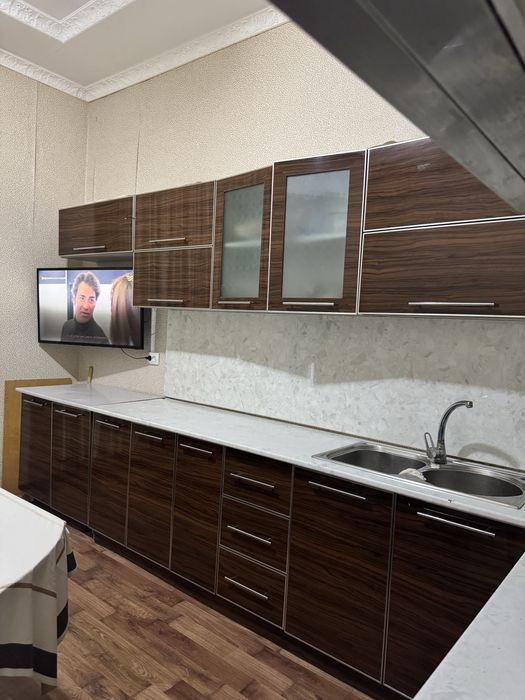 Кухонный гарнитур сатылады.