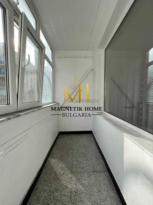 Безупречен двустаен апартамент с отделна кухня в ж.к. Възраждане