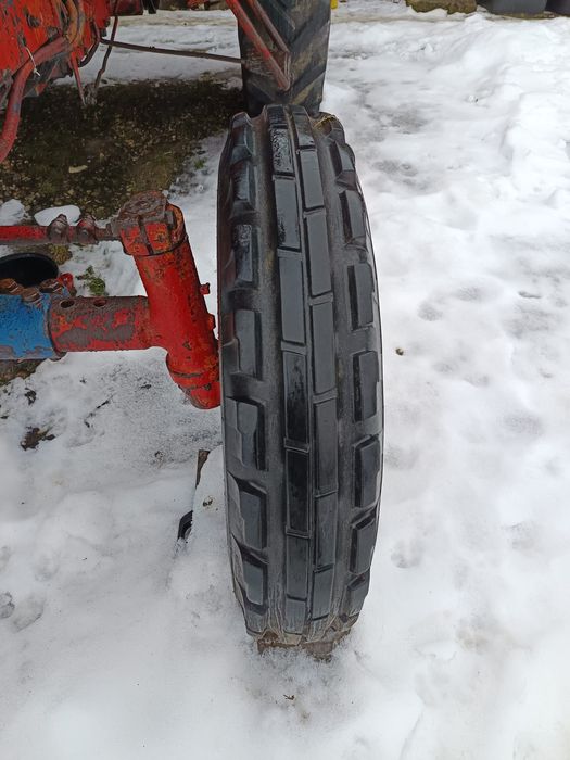 Tractor UTB650 Romanesc