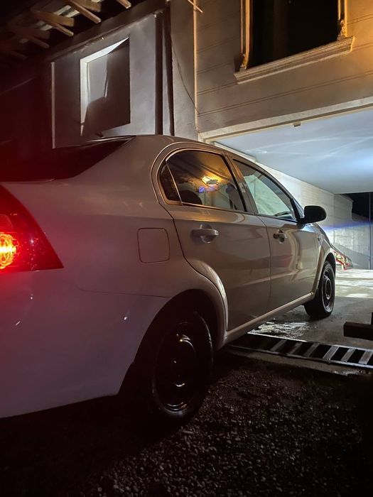 Nexia 3 2017 sotiladi