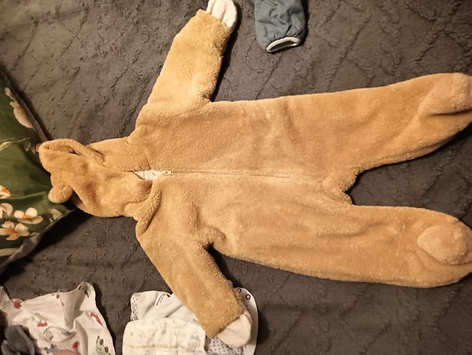 Продам детские вещи