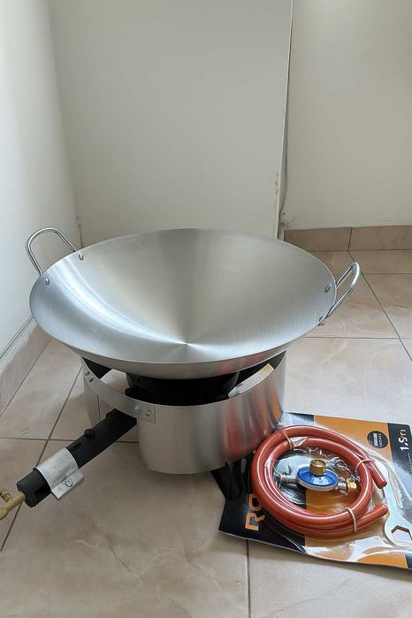 Friteuza inox pe gaz