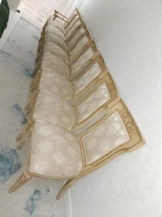 Стуля орындықтар