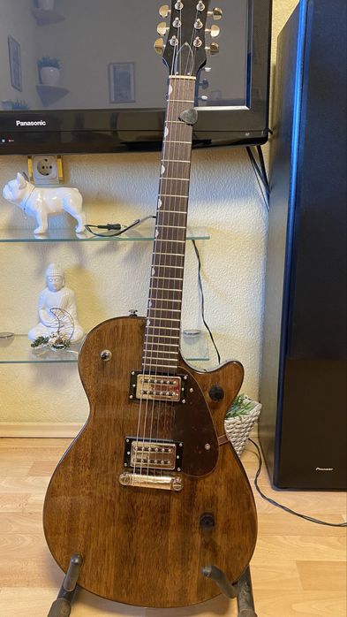 Комплект китара Gretsch Electromatic jet, и усилвател Fender Mustang 1