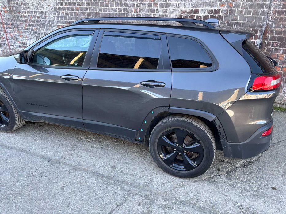 usa stanga spate si piese jeep cherokee 2016 din dezmembrari