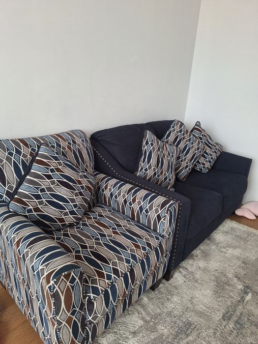 Диван сатылады2.40